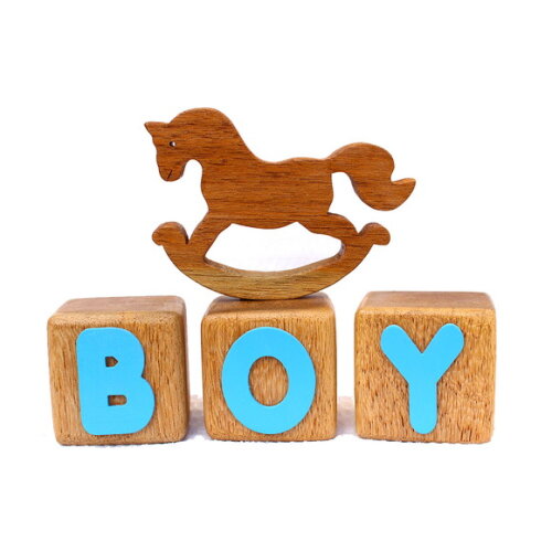Cubos Boy com Cavalinho de Madeira Decoração Infantil