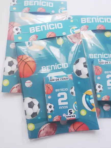 Lembrancinha Mini Kit Revistinha Colorir + Giz Bolas Esporte