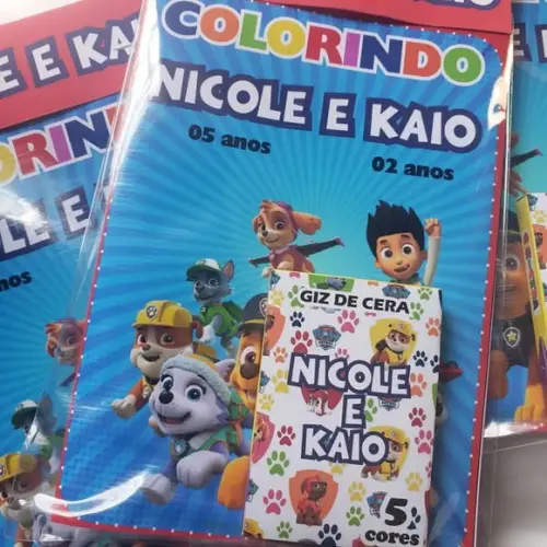 Mini Kit Colorir + Giz de Cera Frozen