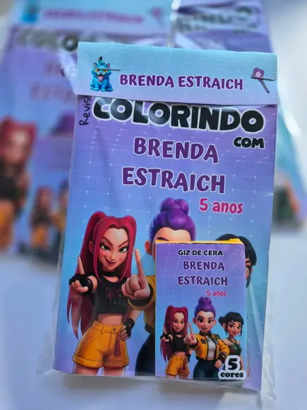 Mini Kit Colorir + Giz de Cera Guerreiras do Kpop