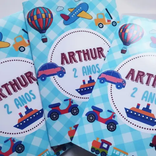 Mini Livro de Colorir Carrinhos / Transporte + Giz de Cera