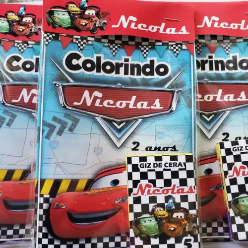 Mini Livro de Colorir Carrinhos / Transporte + Giz de Cera