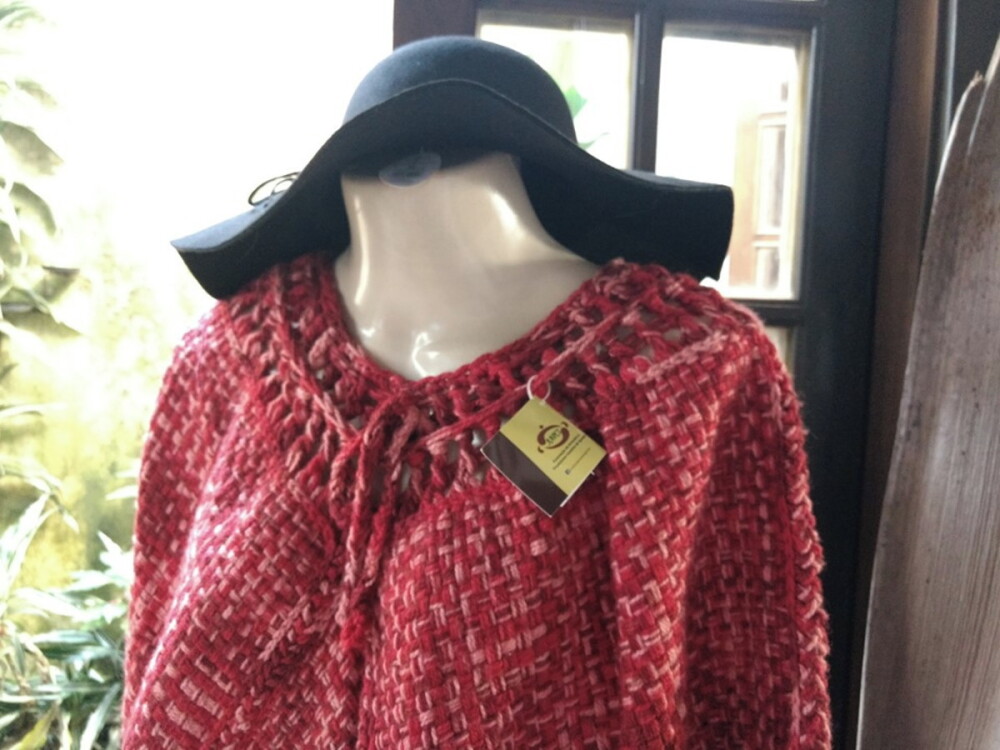 PONCHO ADULTO TEAR FEITO A MÃO