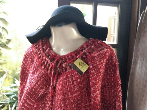 PONCHO ADULTO TEAR FEITO A MÃO