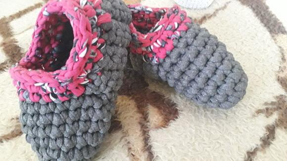 Pantufas de Crochê Adulto