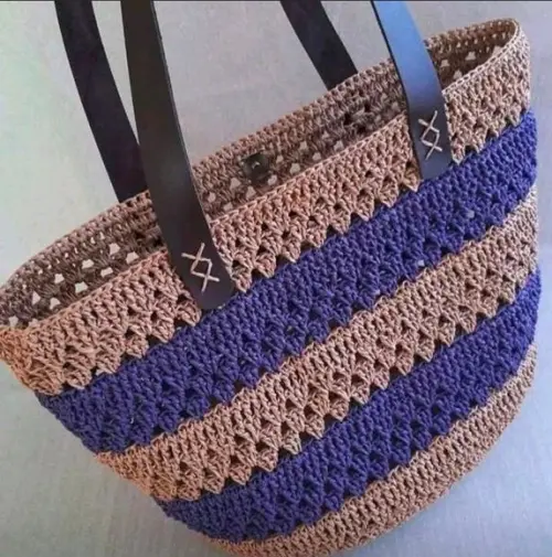 Bolsa de Crochê com Alça em Couro Sintético