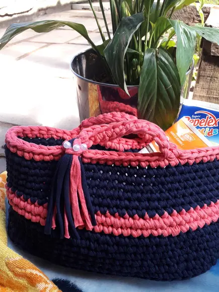 Bolsas de fio de malha rosa ideal para praia e piscina