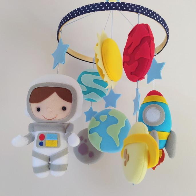 Guirlanda e Móbile Astronauta, Foguete e Planetas Bernardo