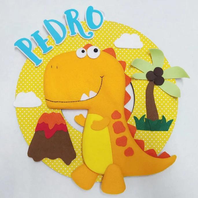 Guirlanda Porta Maternidade Dinossauros de Feltro - Pedro