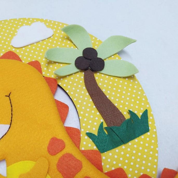 Guirlanda Porta Maternidade Dinossauros de Feltro - Pedro