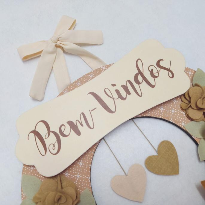 Guirlanda de Porta de Feltro - Casal de Passarinhos Nude