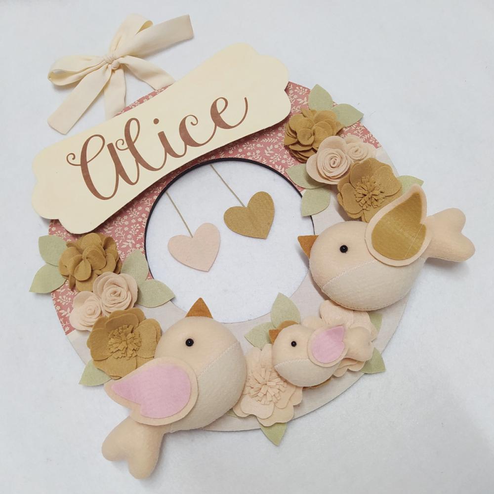 Guirlanda Porta de Maternidade Passarinhos Nude - Alice