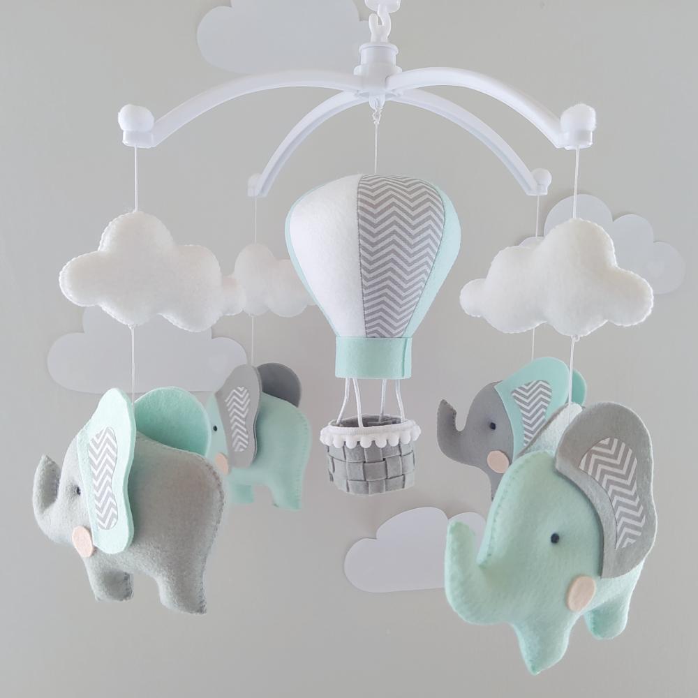 Móbile de Berço Musical Elefantinhos, Balão e Nuvens