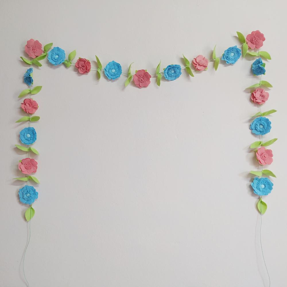 Varal ou Cordão de Flores de Feltro - Azul e Rosa