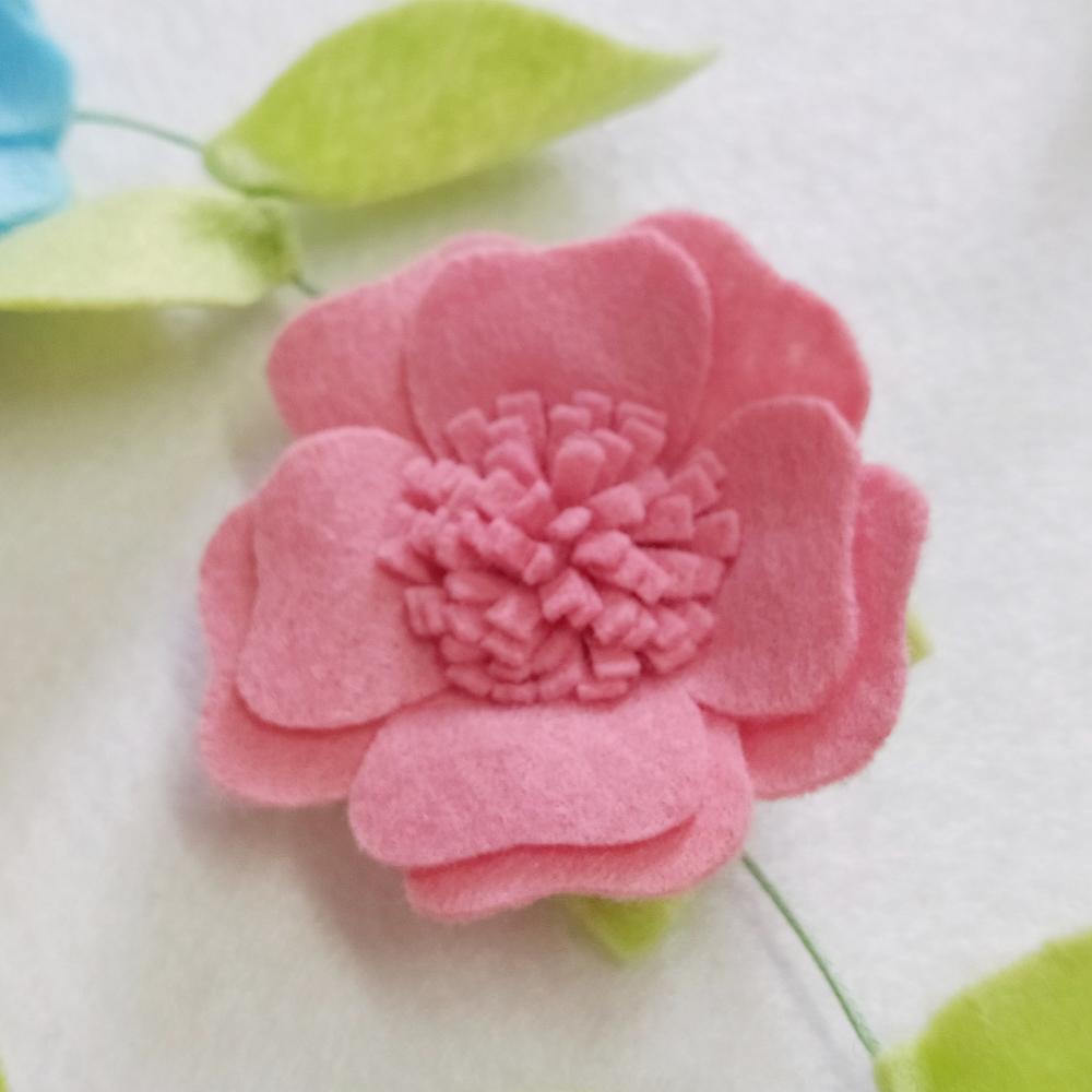 Varal ou Cordão de Flores de Feltro - Azul e Rosa