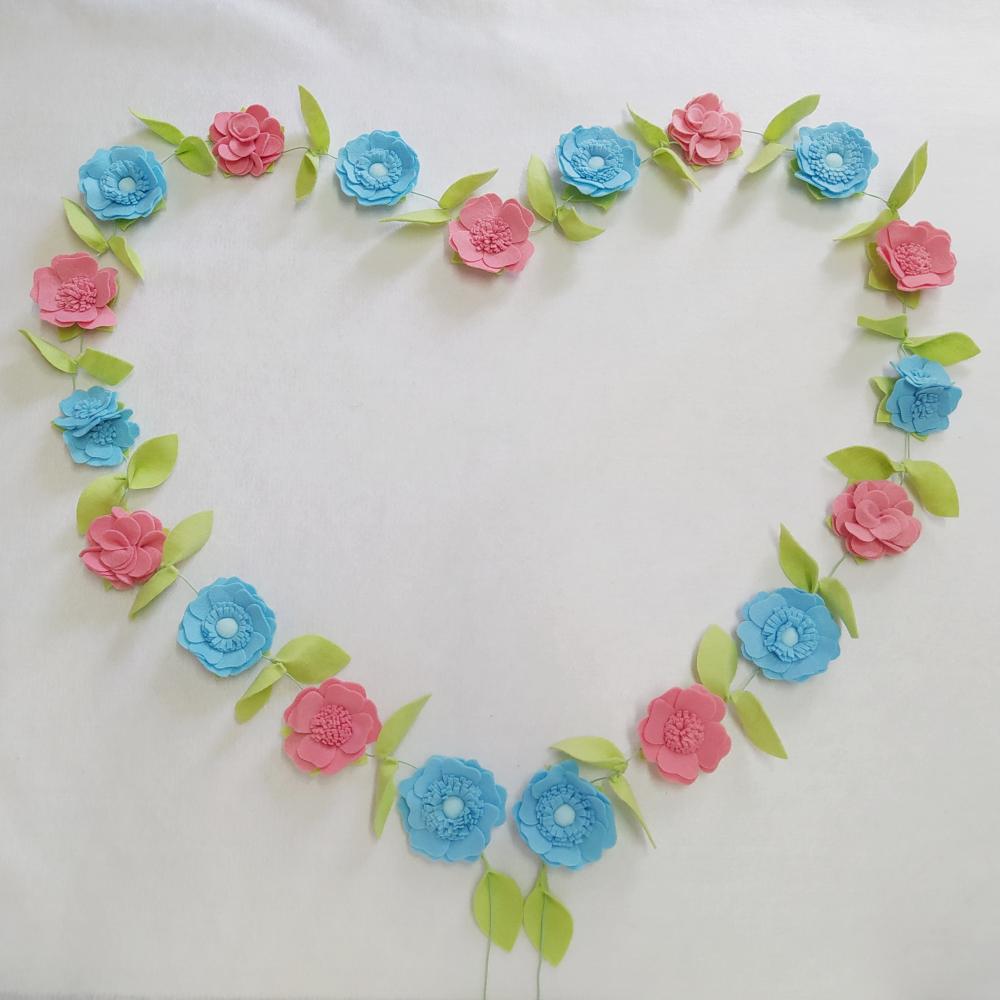 Varal ou Cordão de Flores de Feltro - Azul e Rosa