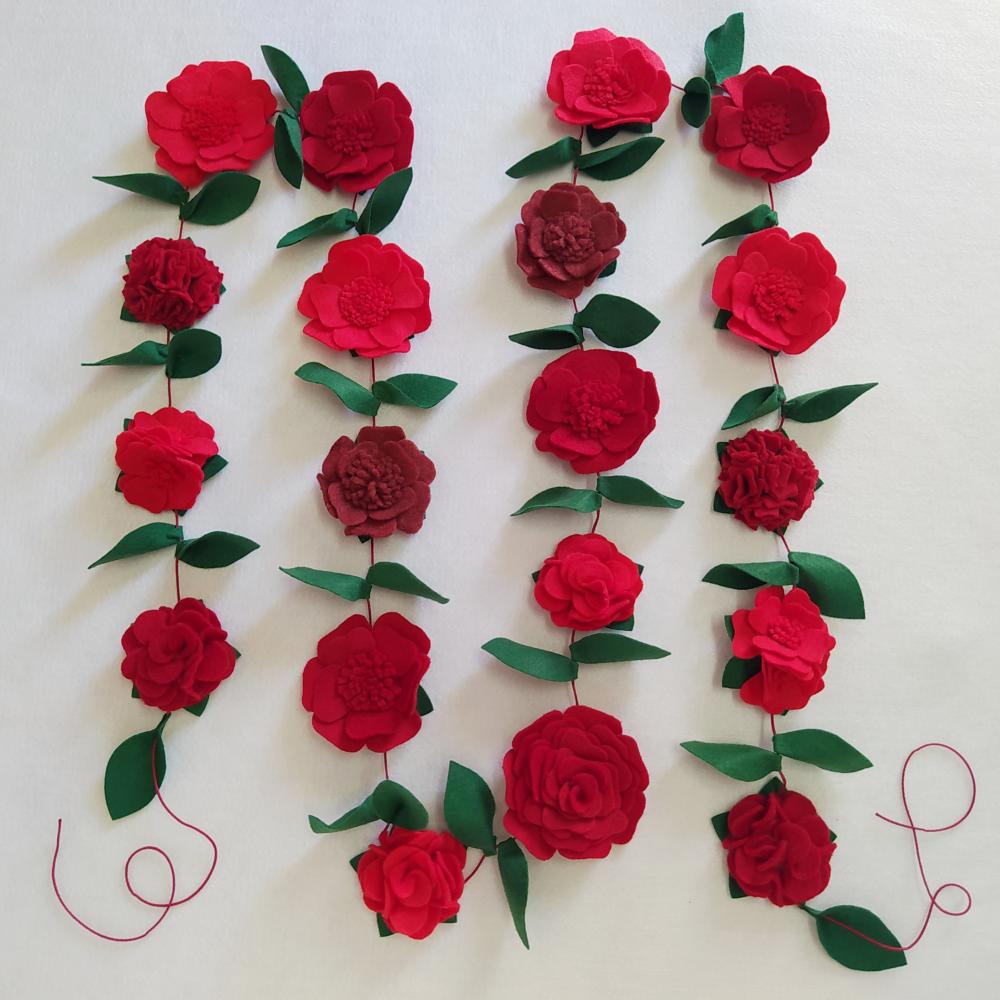 Varal ou Cordão de Flores de Feltro - Tons de Vermelhos 01