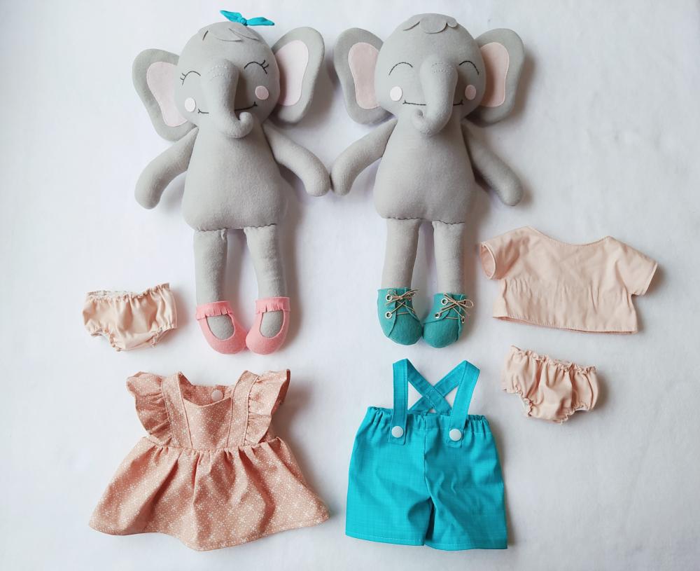 Elefantes de Feltro Menino e Menina + Roupinhas de Tricoline