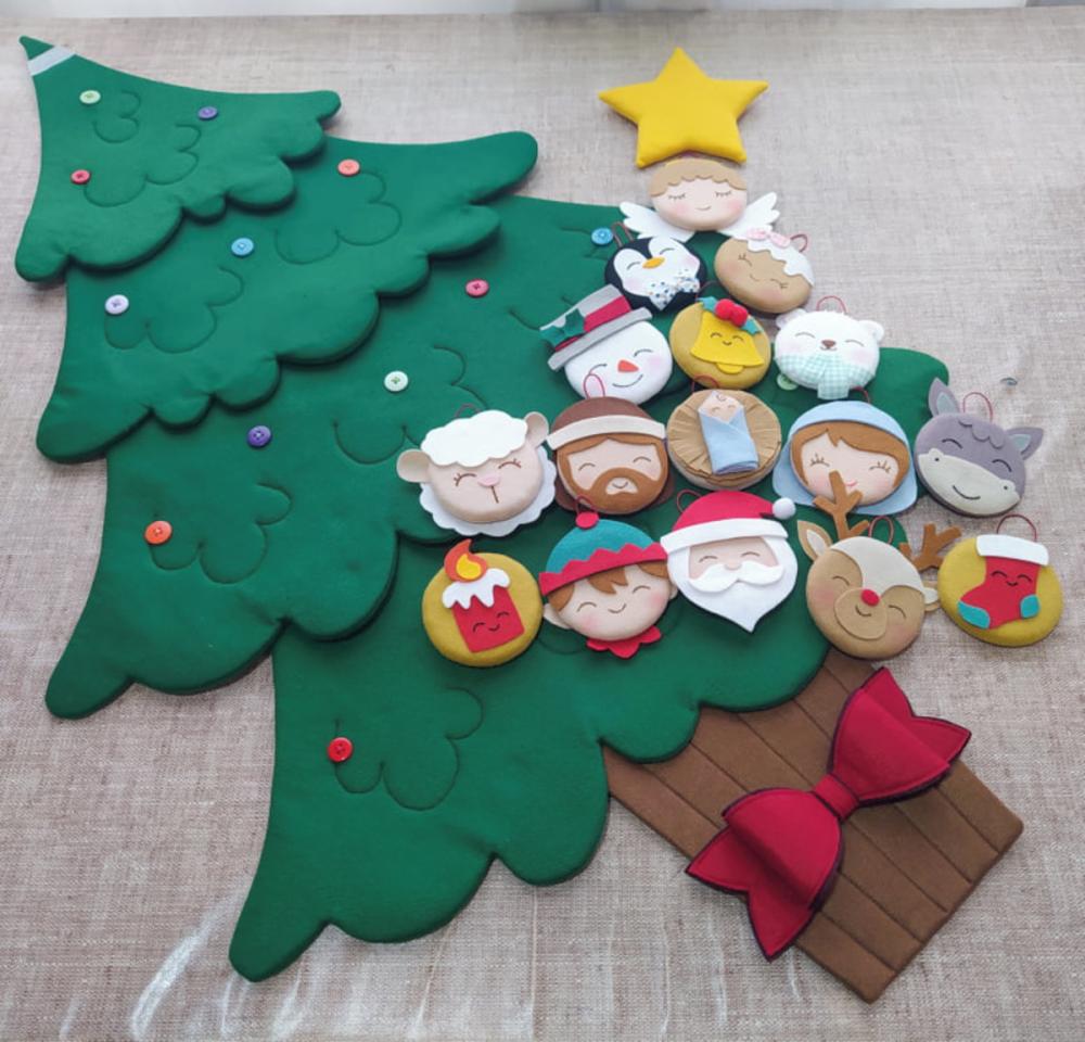 Árvore de Natal de Feltro Montessori Interativa - Tam. G