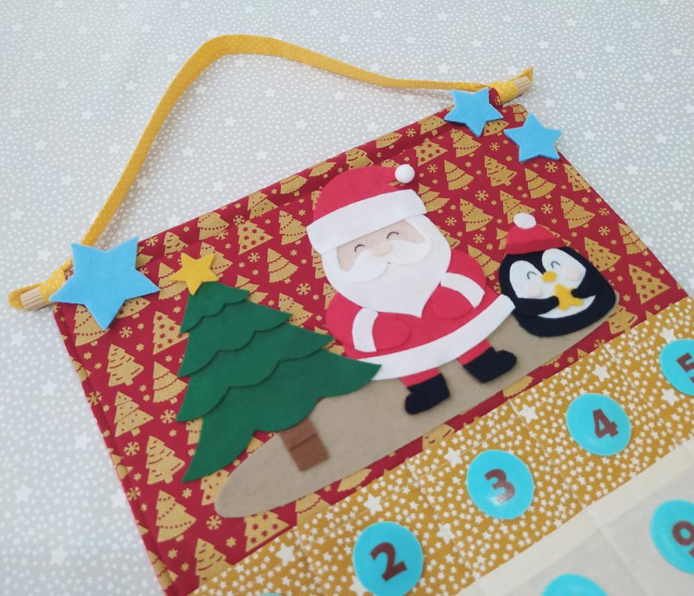 Calendário de Natal ou Advento Árvore - Papai Noel e Pinguim
