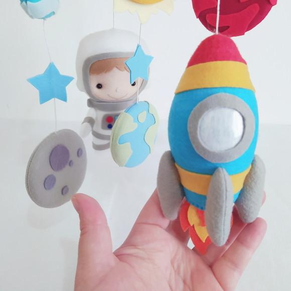 Flâmula + Móbile Astronautas, Foguetes e Planetas - Miguel
