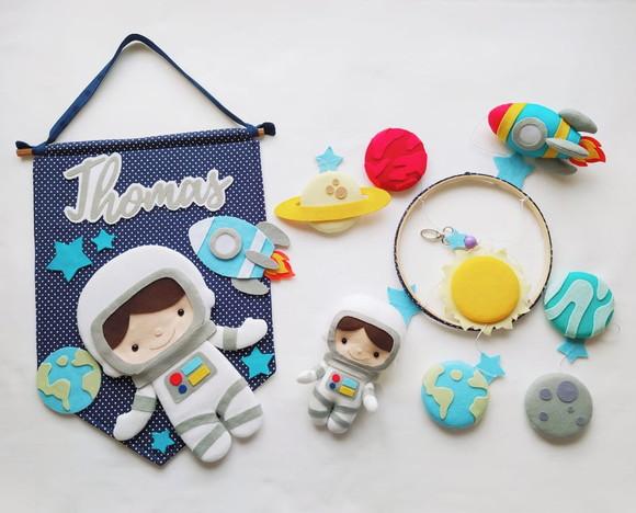 Flâmula + Móbile Astronautas, Foguetes e Planetas - Thomas