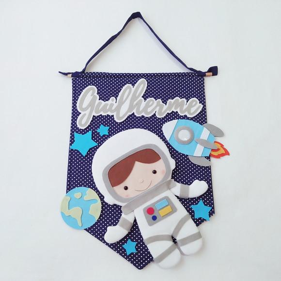 Flâmula + Móbile Musical Astronautas, Foguetes e Planetas - Gui
