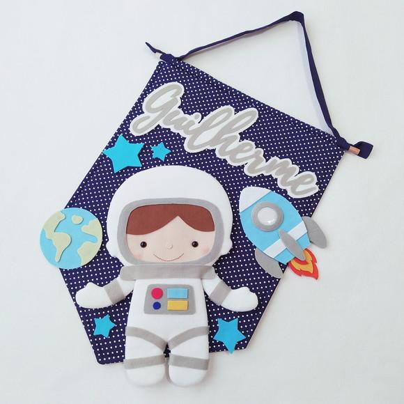 Flâmula + Móbile Musical Astronautas, Foguetes e Planetas - Gui