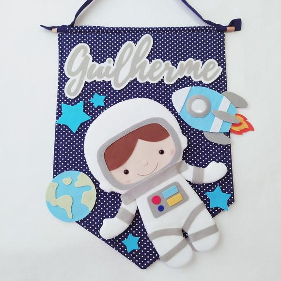 Flâmula Porta Maternidade Astronauta no Espaço - Guilherme