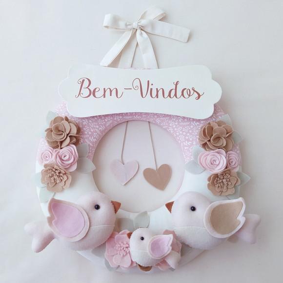 Guirlanda + Móbile Musical Pássaros Nude e Rosa - Bem-vindos