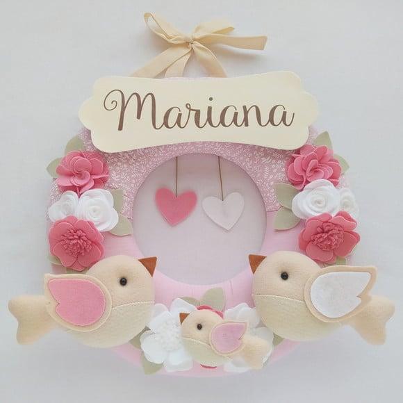Guirlanda Passarinhos de Feltro Branco e Rosa - Mariana