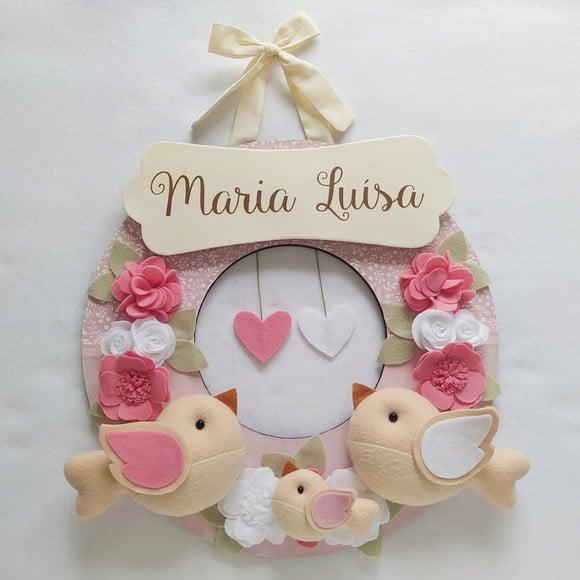 Guirlanda Passarinhos de Feltro Branco e Rosa Maria Luisa