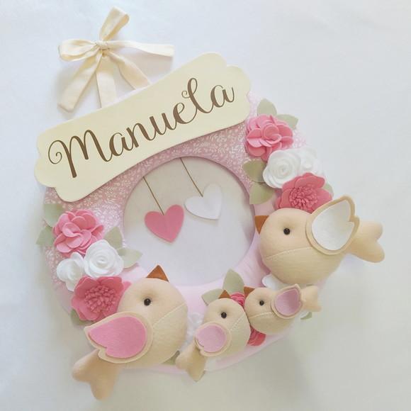 Guirlanda Passarinhos de Feltro Branco e Rosa Manuela