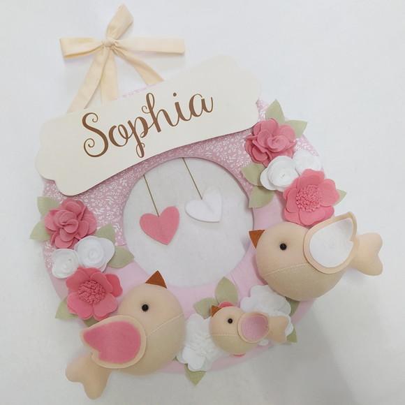 Guirlanda Passarinhos de Feltro Branco e Rosa Sophia