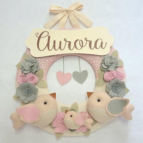 Guirlanda Passarinhos de Feltro Cinza e Rosa Aurora