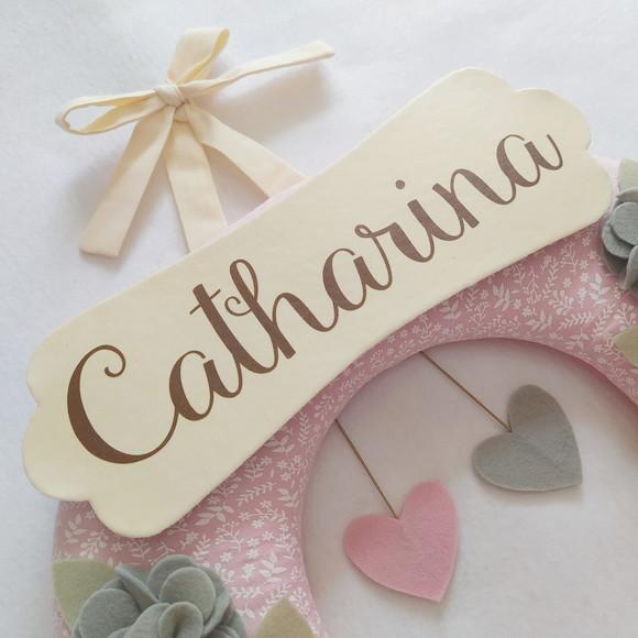 Guirlanda Passarinhos de Feltro Cinza e Rosa Catharina