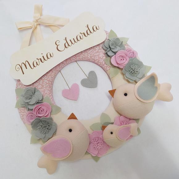 Guirlanda Passarinhos de Feltro Cinza e Rosa Maria Eduarda