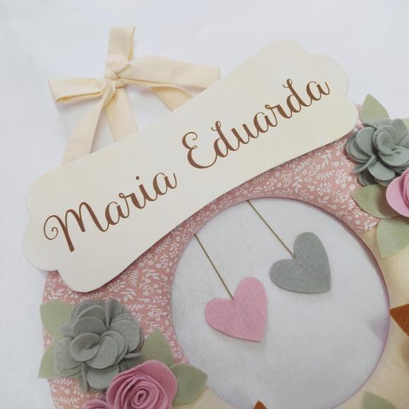 Guirlanda Passarinhos de Feltro Cinza e Rosa Maria Eduarda