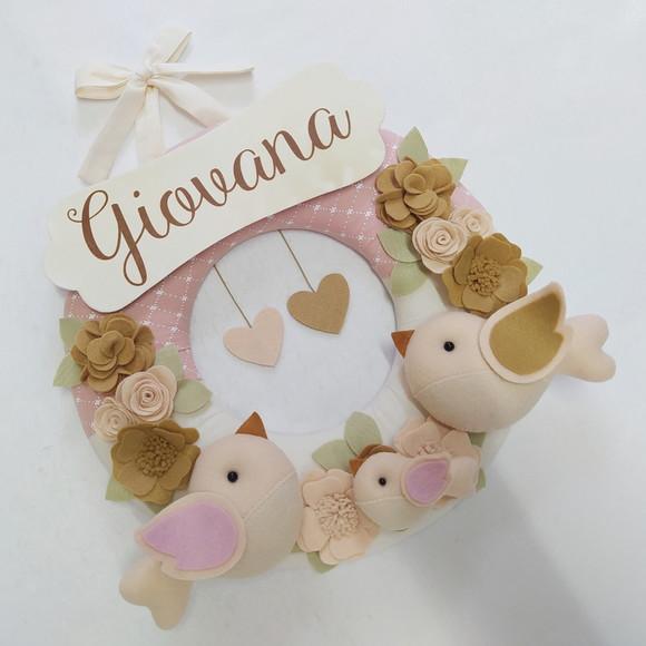 Guirlanda Passarinhos de Feltro Maternidade Nude - Giovana