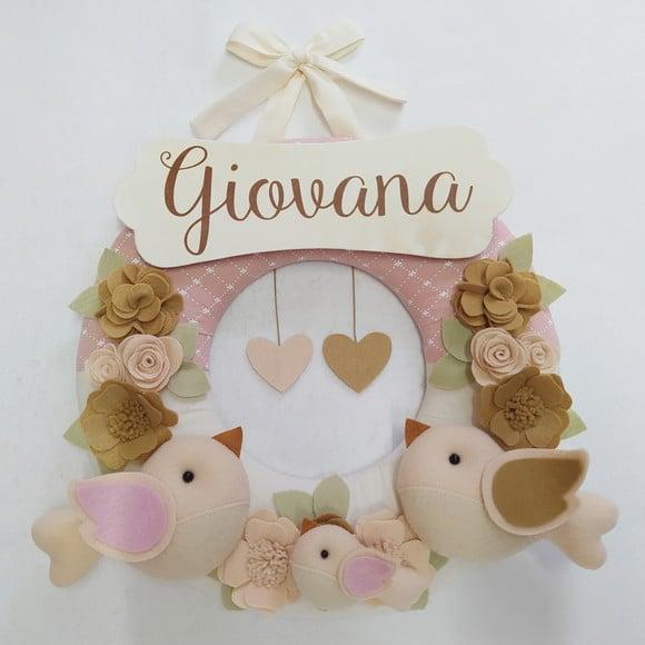 Guirlanda Passarinhos de Feltro Maternidade Nude - Giovana