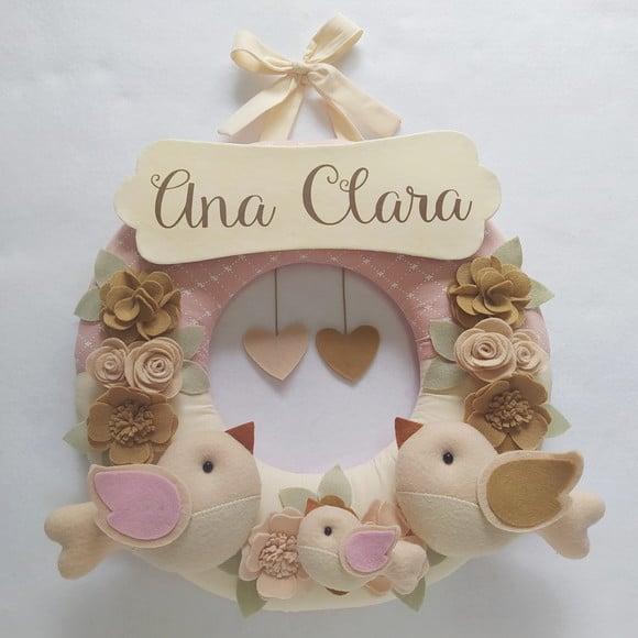 Guirlanda Passarinhos de Feltro Maternidade Nude Ana Clara