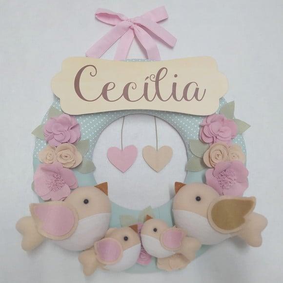 Guirlanda Passarinhos de Feltro Verde e Rosa Cecília