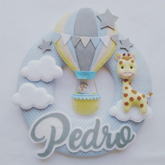Guirlanda Porta de Maternidade Balão e Girafa - Pedro