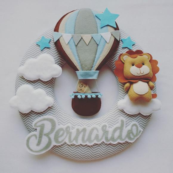 Guirlanda Porta de Maternidade Balão e Leão - Bernardo