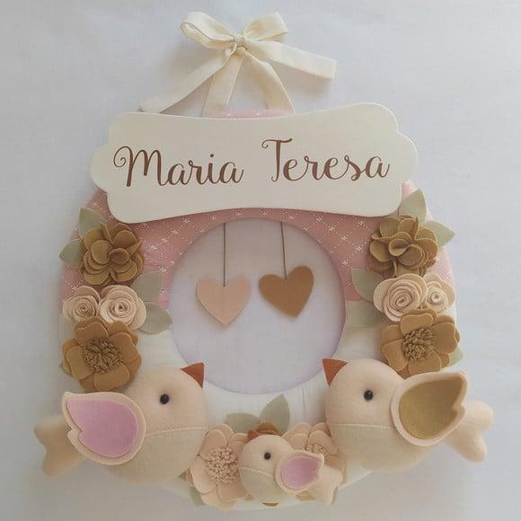 Guirlanda Porta de Maternidade Passarinhos Nude Maria Teresa