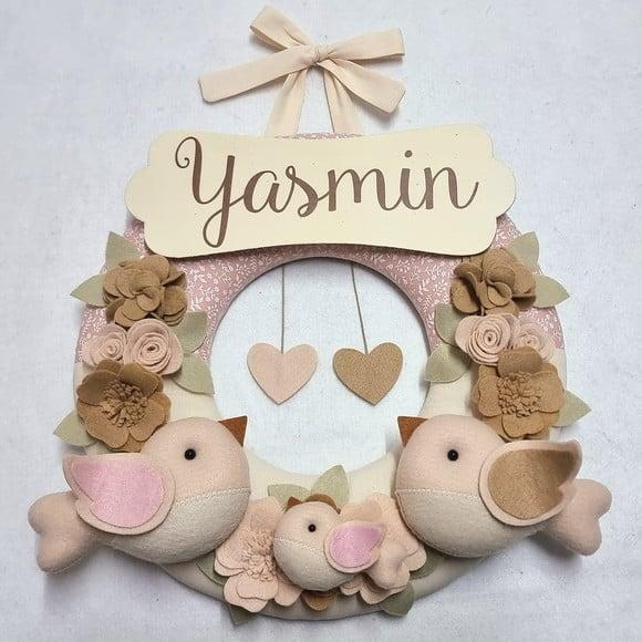 Guirlanda Porta de Maternidade Passarinhos Nude Yasmin