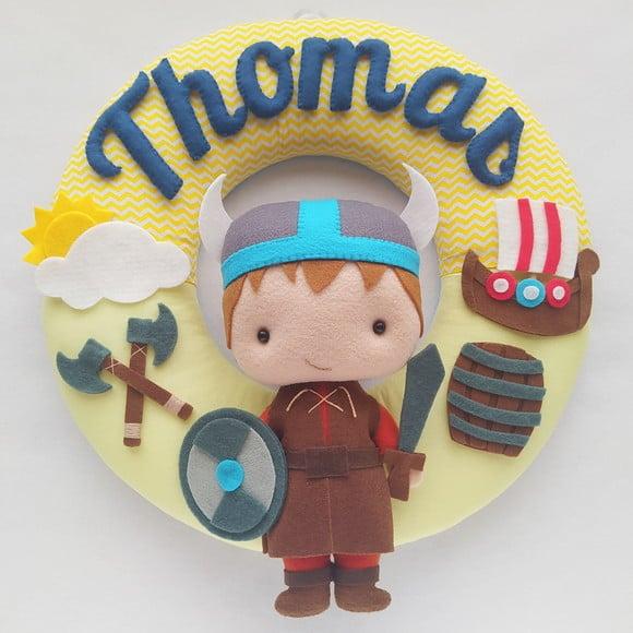 Guirlanda Porta de Maternidade Viking de Feltro - Thomas