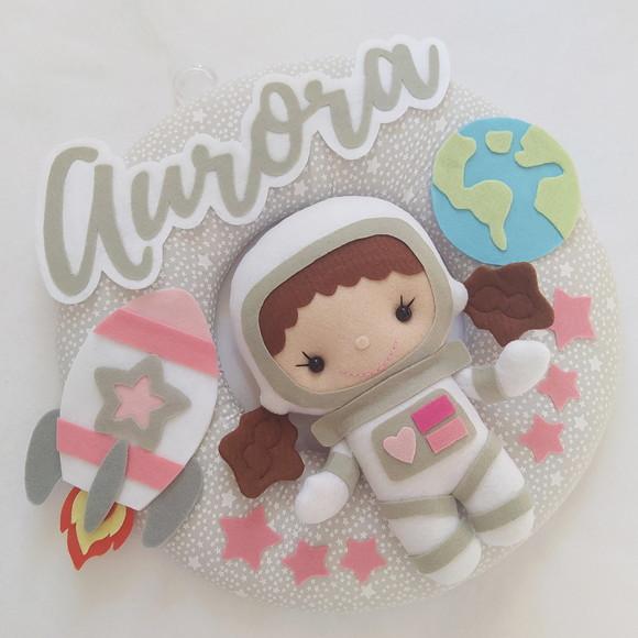 Guirlanda Porta Maternidade Astronauta e Foguete - Aurora