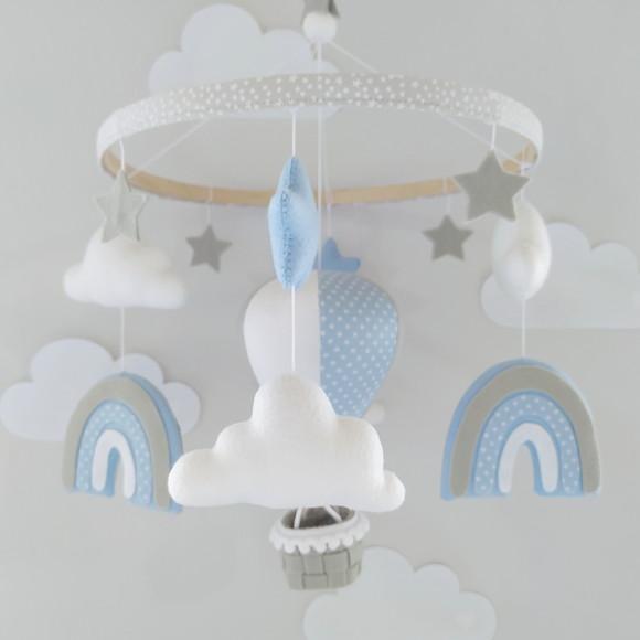 Móbile Céu, Balão, Nuvens, Arco-íris e Estrelas de Feltro