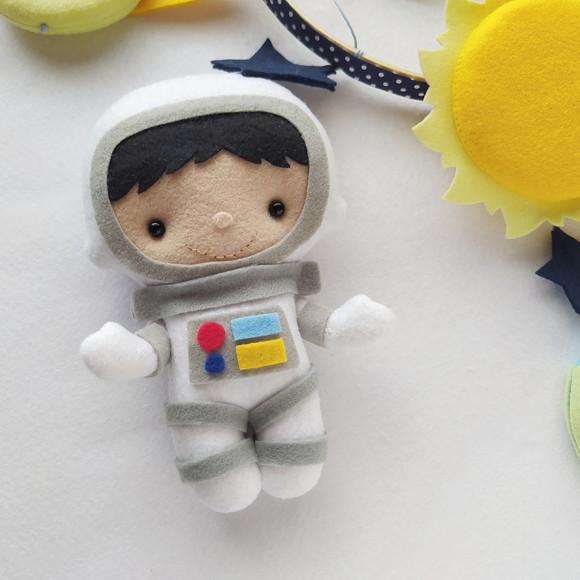 Móbile de Berço Espacial - Astronauta, Foguete e Planetas
